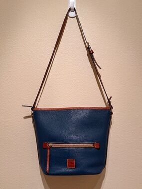 Dooney & Bourke Pebble Grain Zip Sac Crossbody Bag - Jeans (Teal) Blue (As-Is)